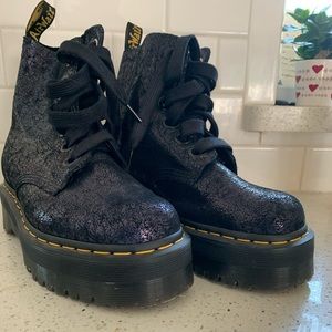 Dr. Martin Boots size 8 woman’s platforms black, only worn once, very clean!!!